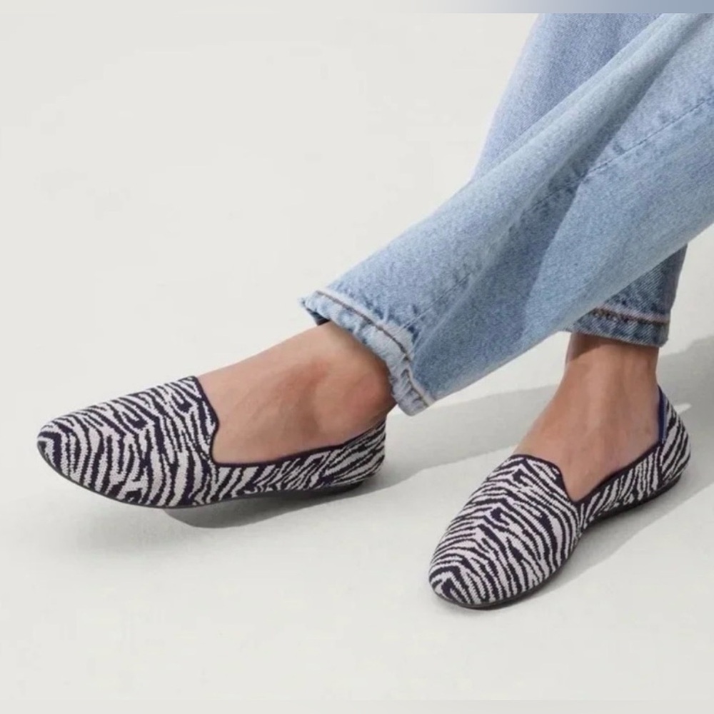Rare retired color! Rothy’s Navy Zebra loafers, size 7.5